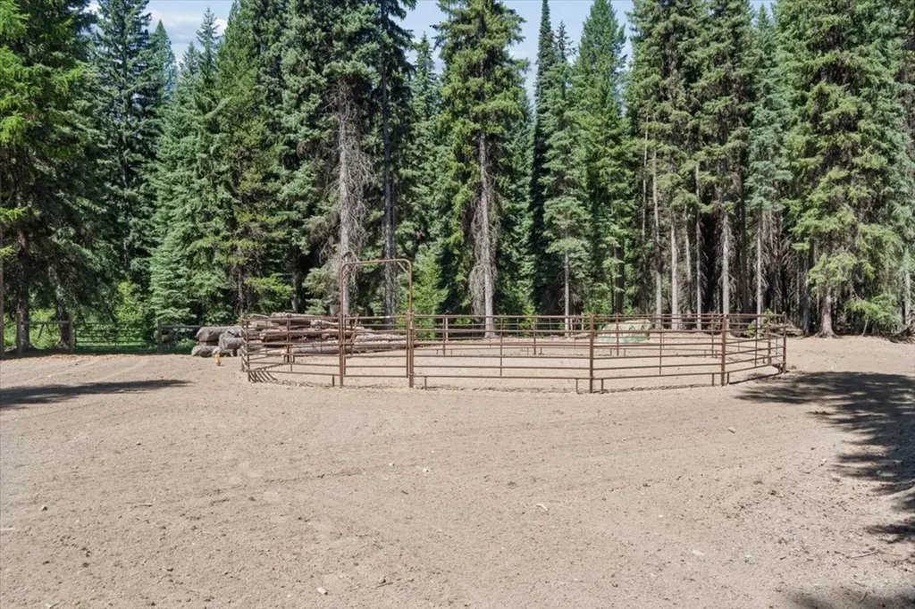 11710 Pinkham Creek Road Rexford MT 59930