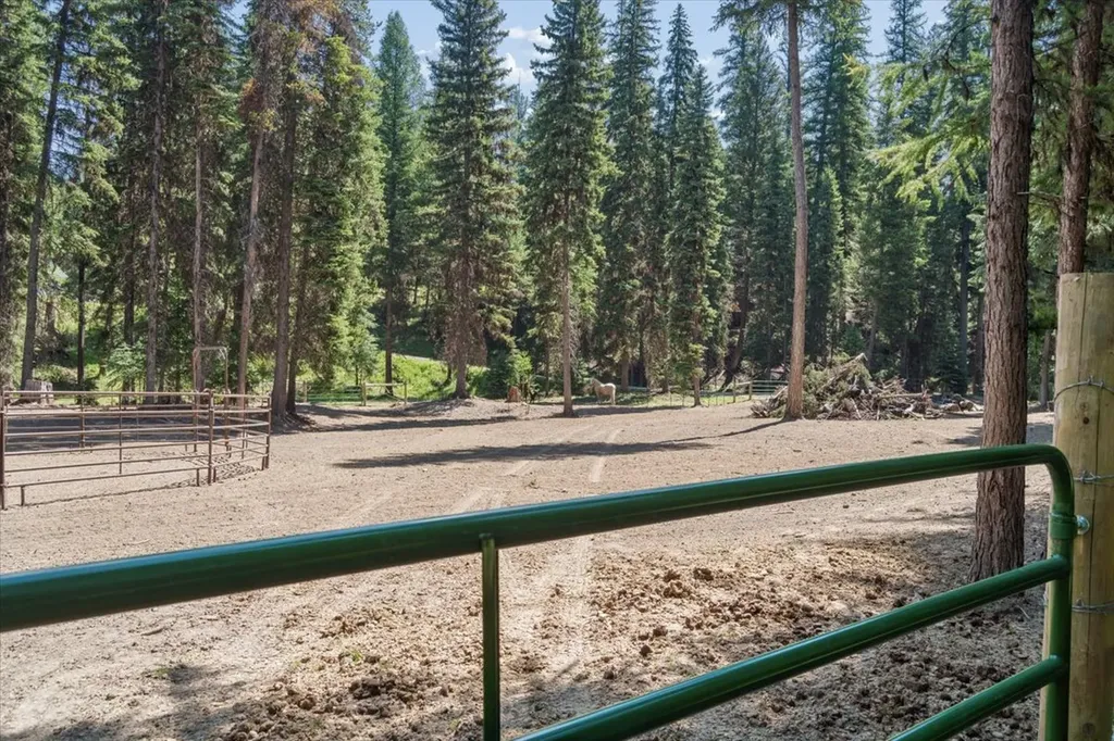 11710 Pinkham Creek Road Rexford MT 59930