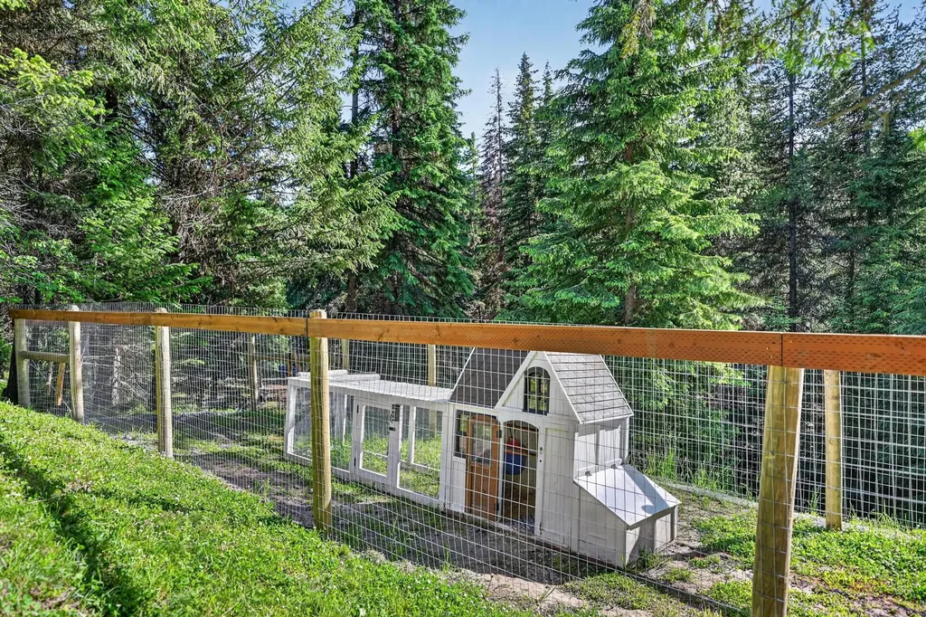 11710 Pinkham Creek Road Rexford MT 59930