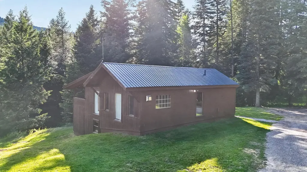 11710 Pinkham Creek Road Rexford MT 59930