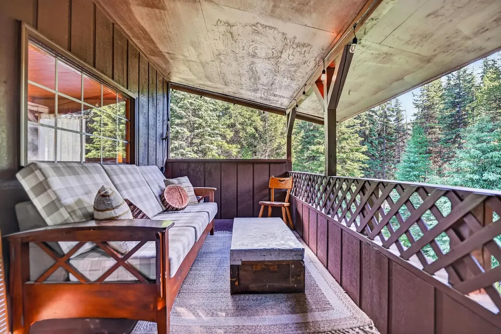 11710 Pinkham Creek Road Rexford MT 59930