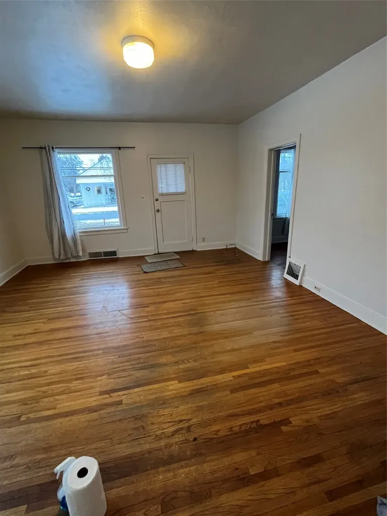 654 E Washington Street, 281 6th Avenue Kalispell MT 59901