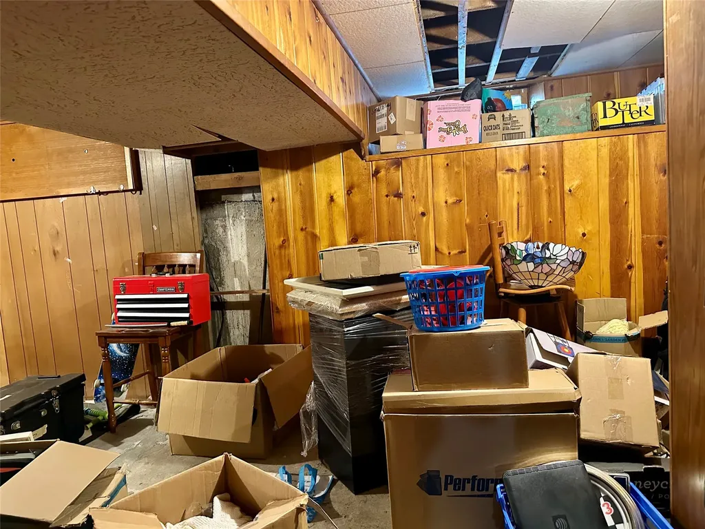654 E Washington Street, 281 6th Avenue Kalispell MT 59901