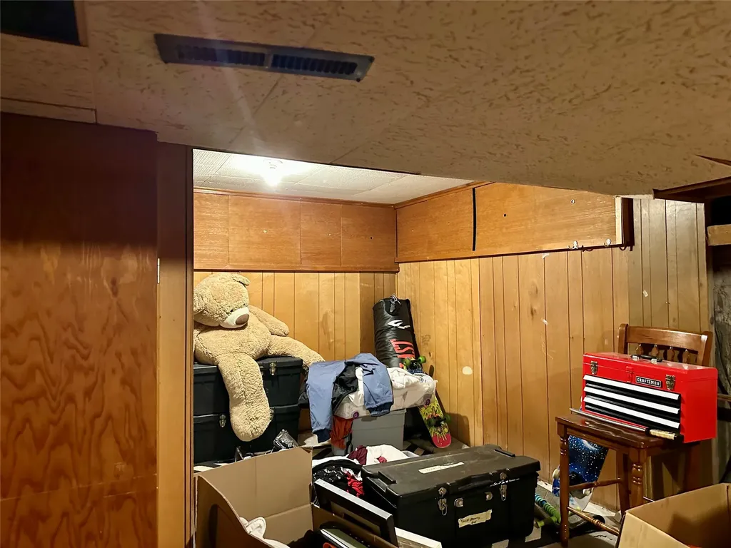 654 E Washington Street, 281 6th Avenue Kalispell MT 59901