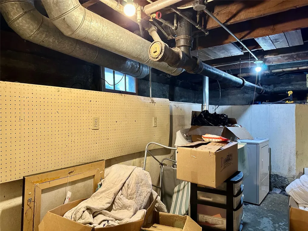 654 E Washington Street, 281 6th Avenue Kalispell MT 59901