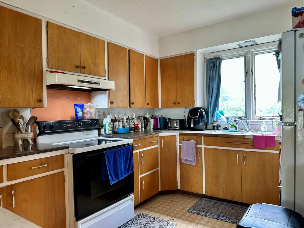 654 E Washington Street, 281 6th Avenue Kalispell MT 59901