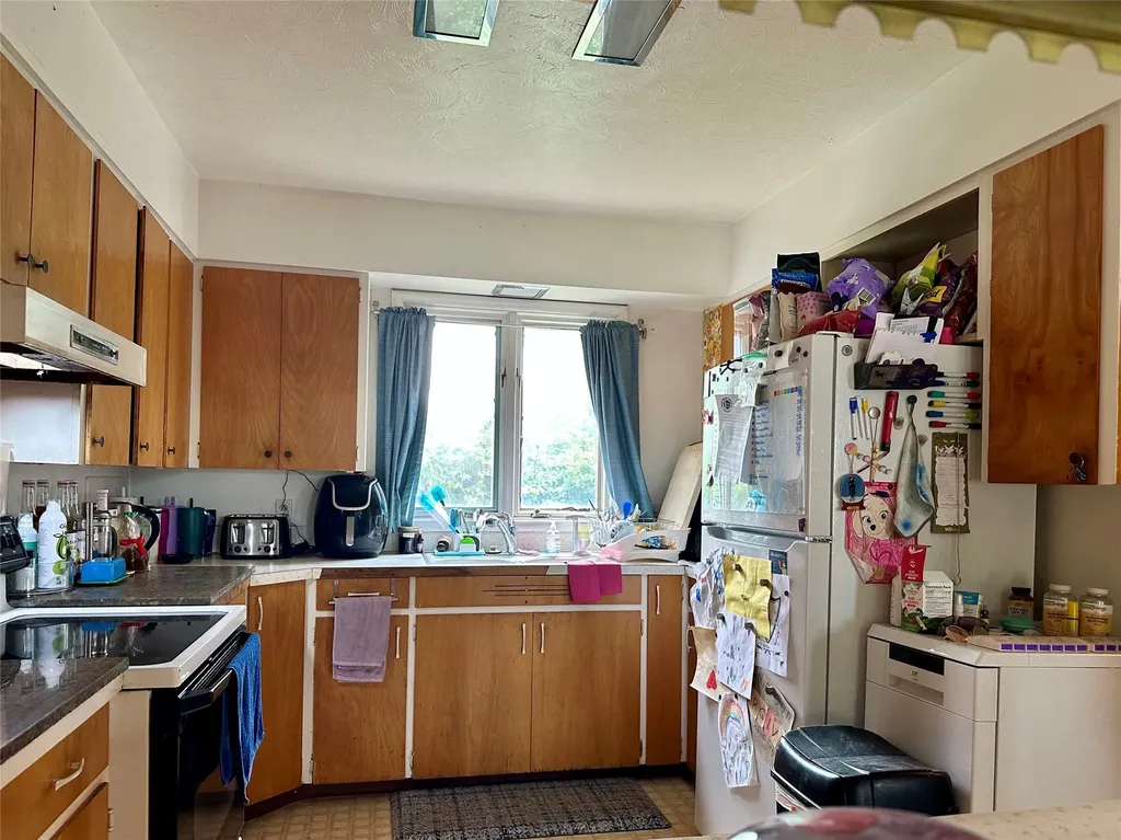 654 E Washington Street, 281 6th Avenue Kalispell MT 59901