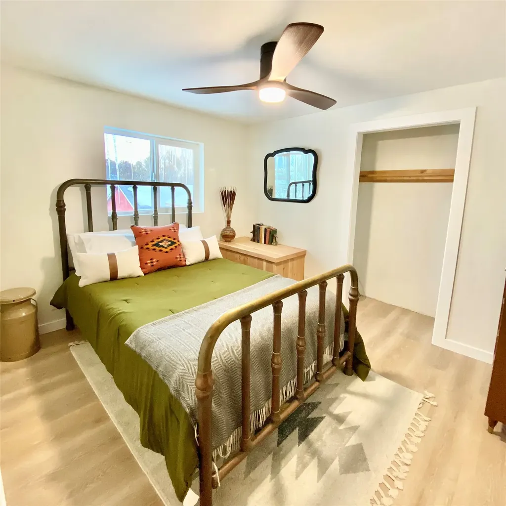 782 Quast Lane Corvallis MT 59828