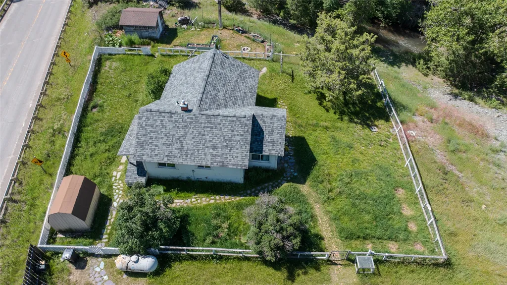 9319 Stemple Pass Road Lincoln MT 59639