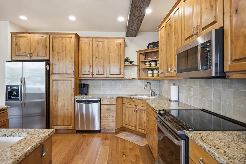 202 Shoreline Drive Polson MT 59860