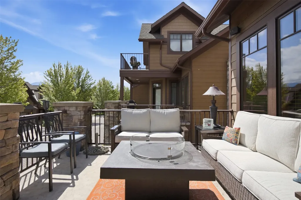 202 Shoreline Drive Polson MT 59860