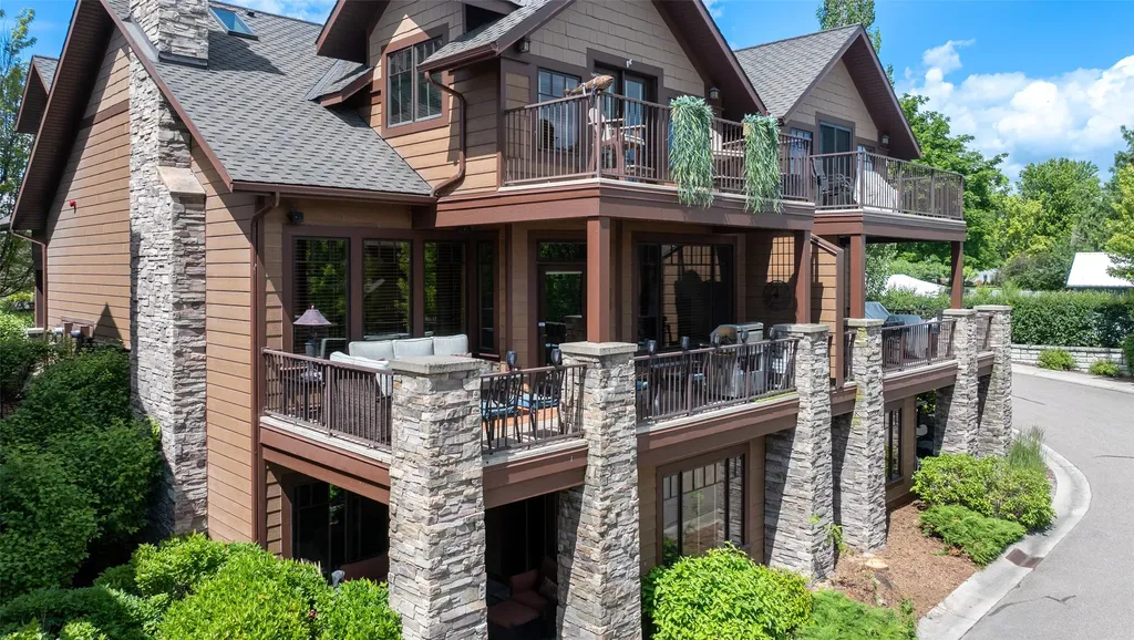 202 Shoreline Drive Polson MT 59860
