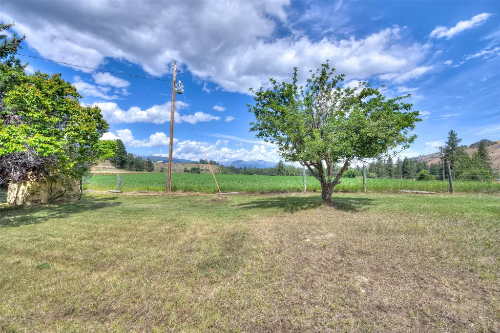 3982 Us Highway 93 Darby MT 59829