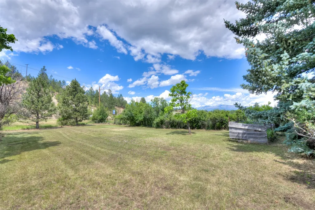 3982 Us Highway 93 Darby MT 59829