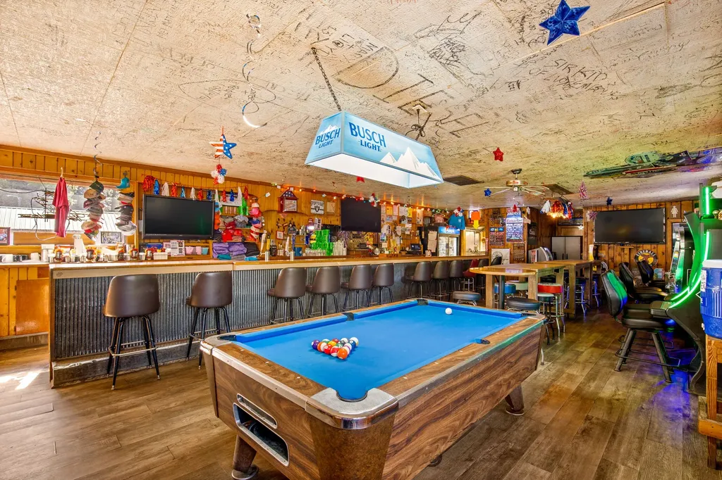 121 Main Street Lincoln MT 59639