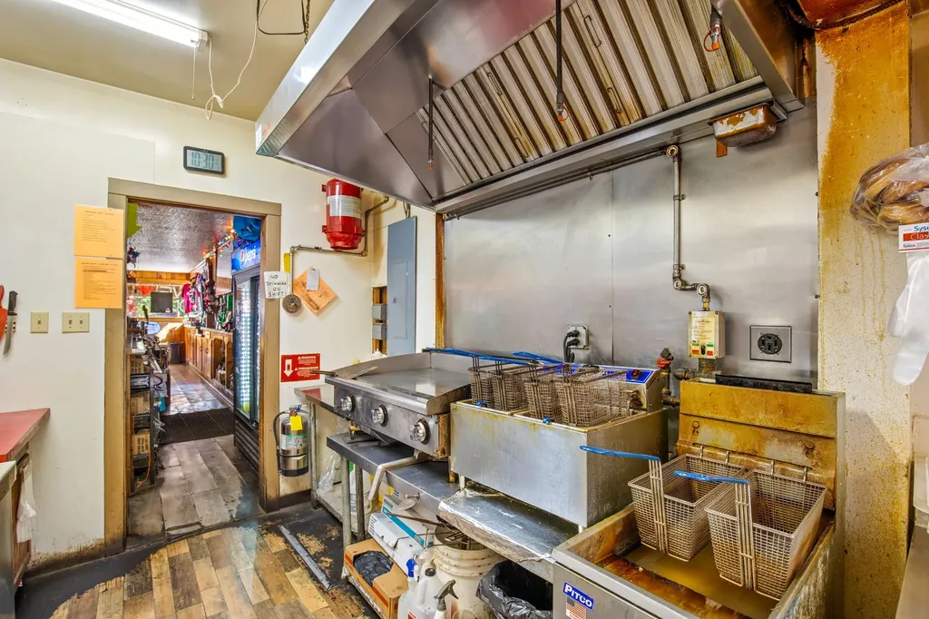 121 Main Street Lincoln MT 59639