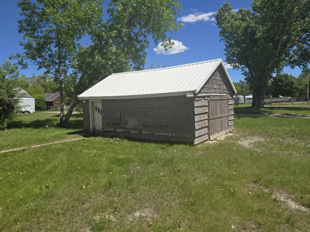 513 3rd Avenue SW Choteau MT 59422