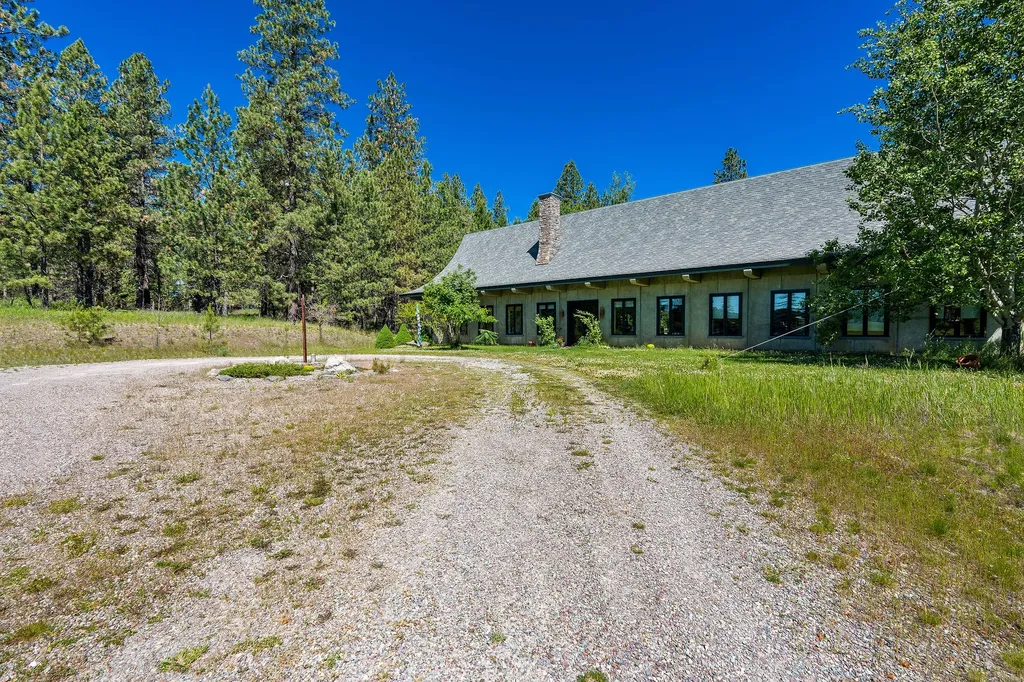 233 Coverdell Road Bigfork MT 59911