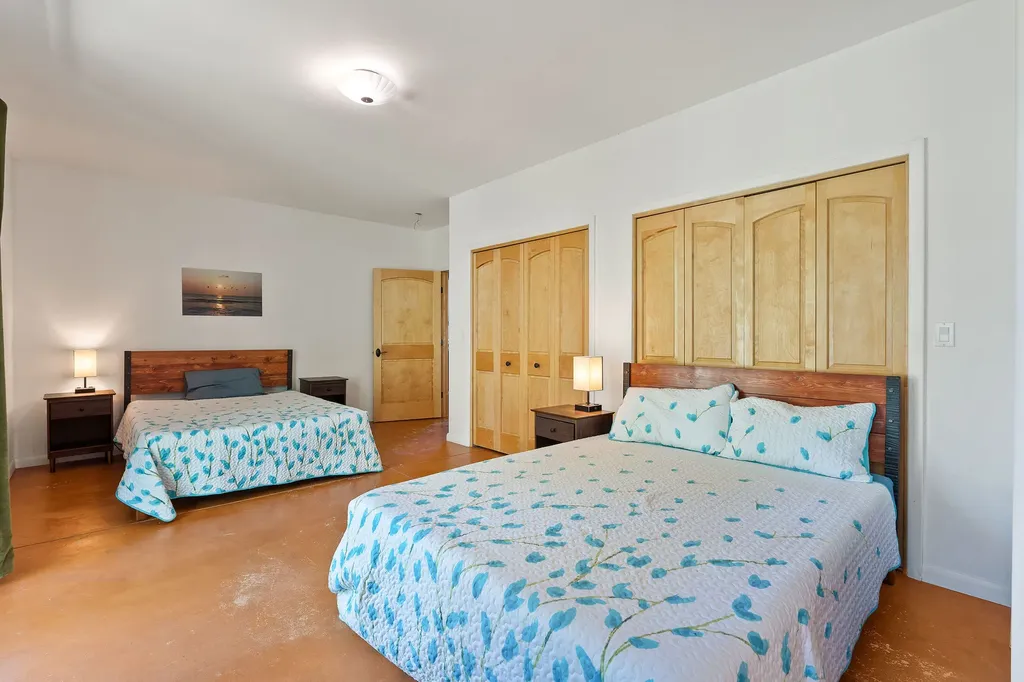 233 Coverdell Road Bigfork MT 59911