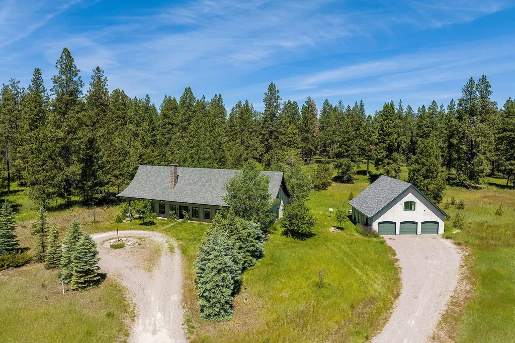 233 Coverdell Road Bigfork MT 59911