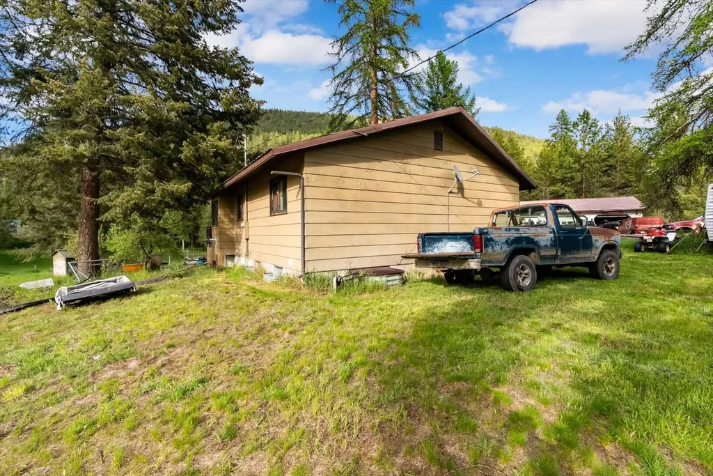 101 Four Mile Road St Regis MT 59866