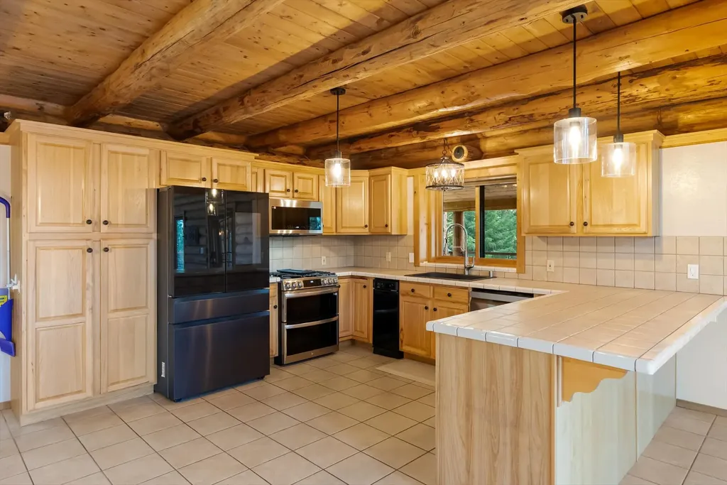 18200 Mustang Lane Frenchtown MT 59834