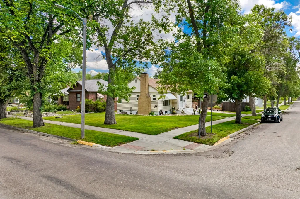 2000 2nd Avenue N Great Falls MT 59401