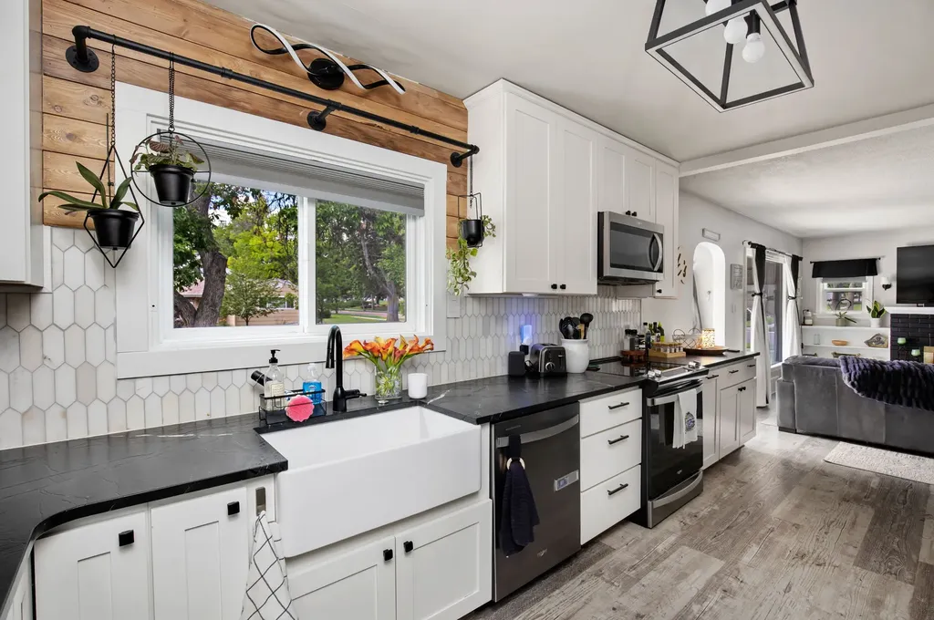 2000 2nd Avenue N Great Falls MT 59401