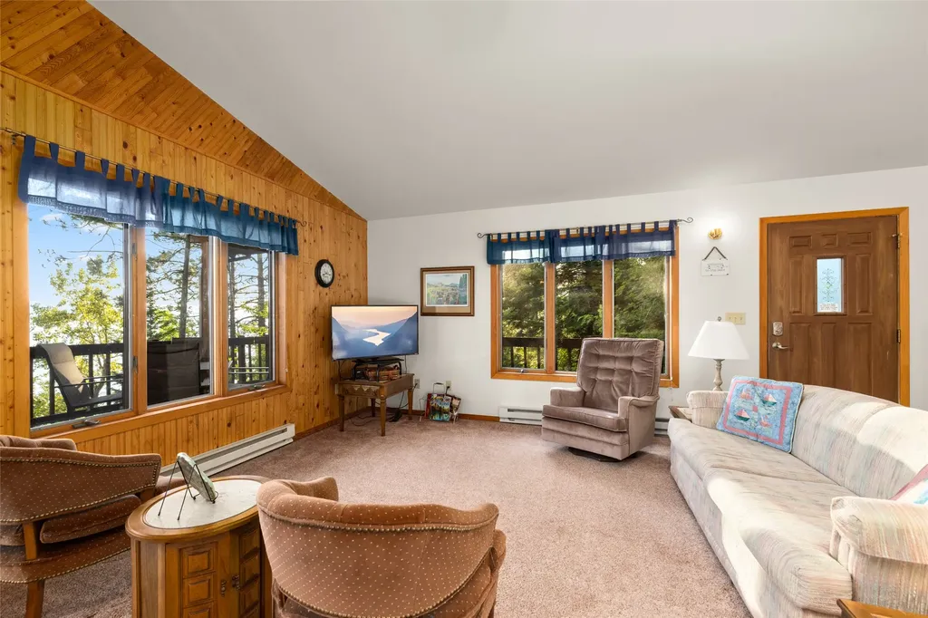 25777 Sunset Point Lane Polson MT 59860