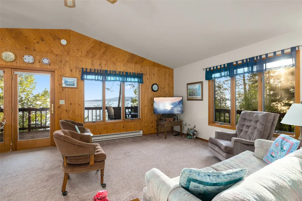 25777 Sunset Point Lane Polson MT 59860