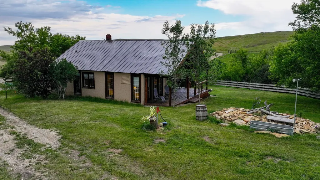 581 Willow Creek Road Red Lodge MT 59068