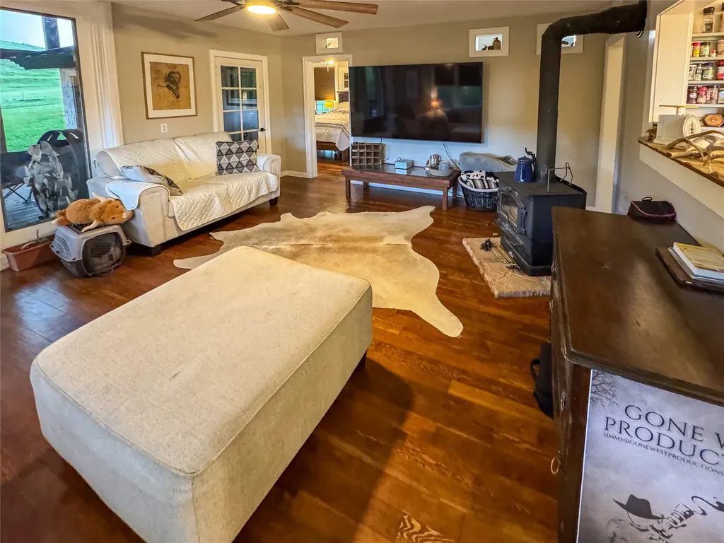 581 Willow Creek Road Red Lodge MT 59068