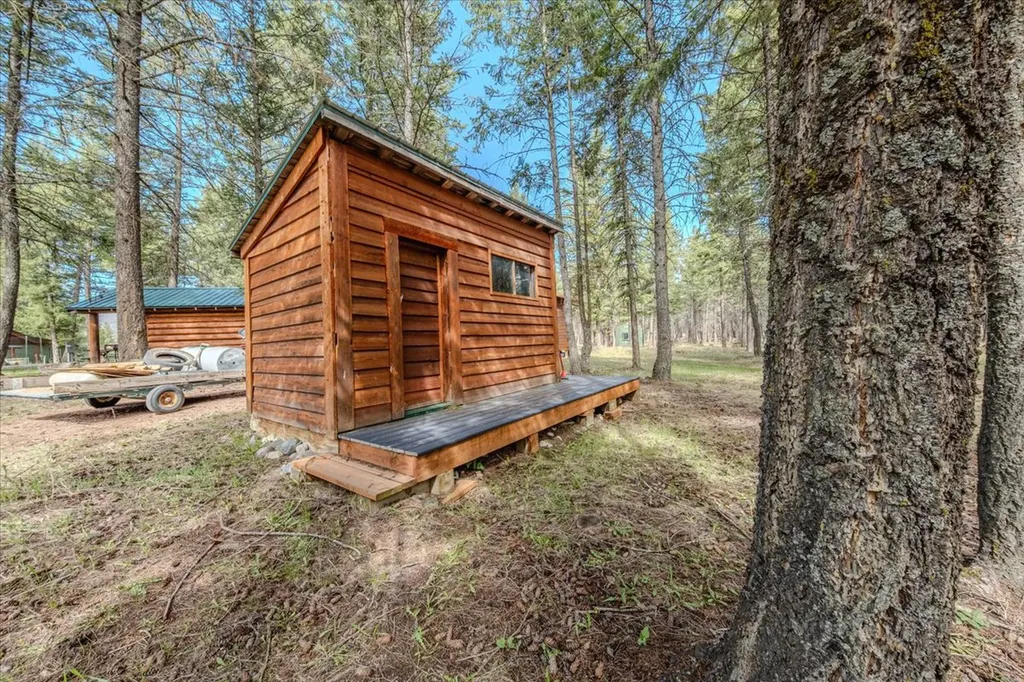67 Tumbleweed Trail Rexford MT 59930