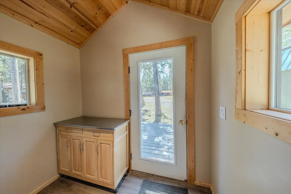 67 Tumbleweed Trail Rexford MT 59930
