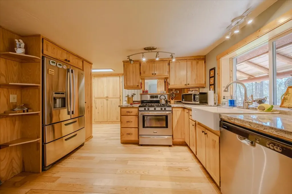67 Tumbleweed Trail Rexford MT 59930