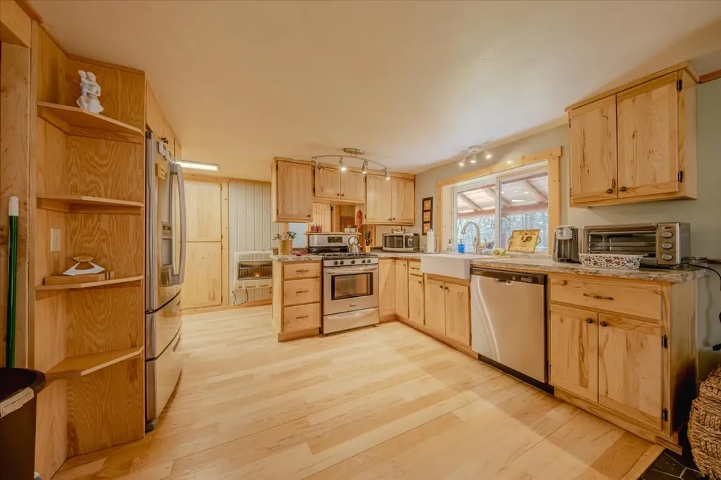 67 Tumbleweed Trail Rexford MT 59930