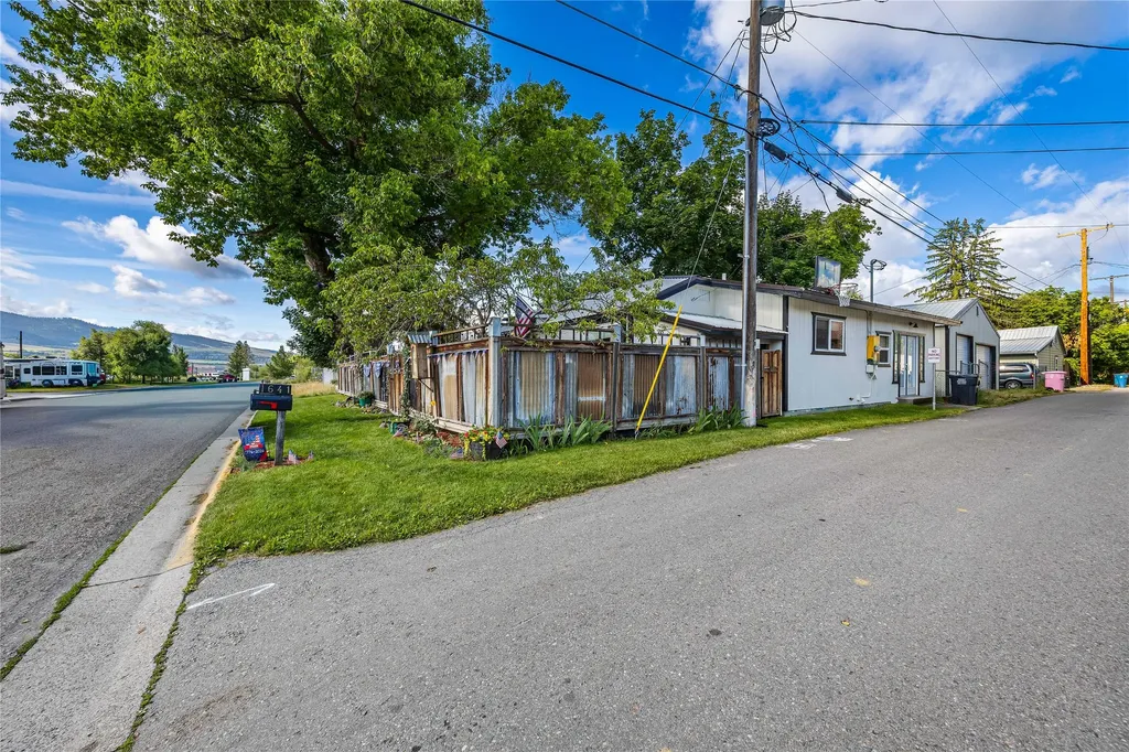 1641 Kemp Street Missoula MT 59801