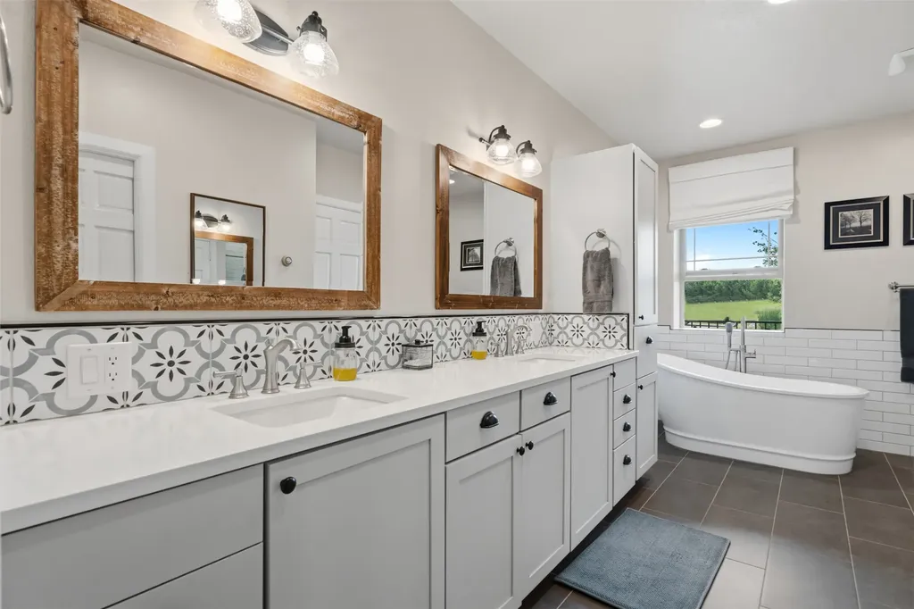 548 Pat Lane Stevensville MT 59870