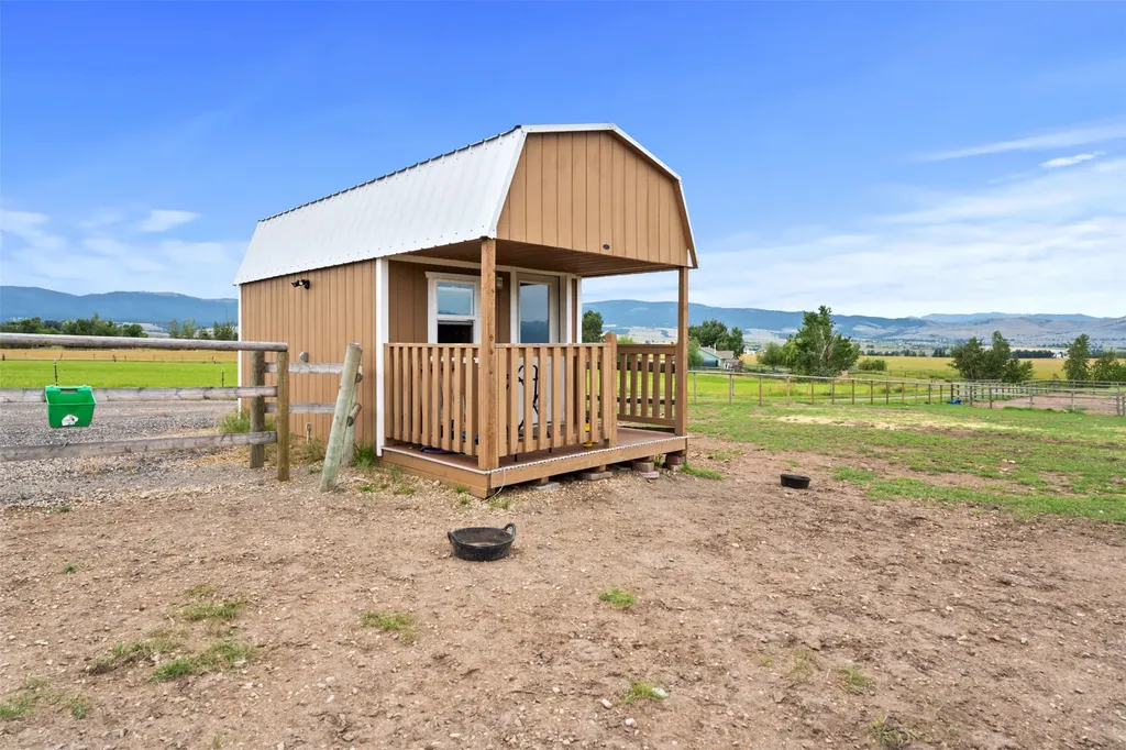 548 Pat Lane Stevensville MT 59870