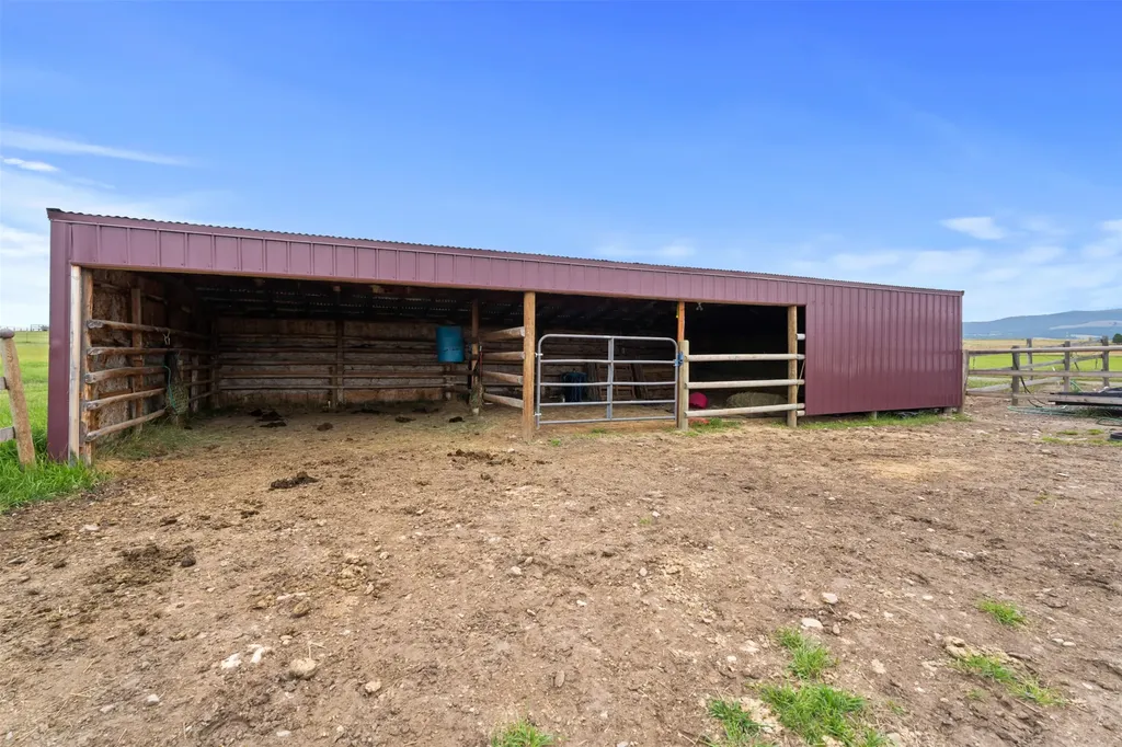 548 Pat Lane Stevensville MT 59870