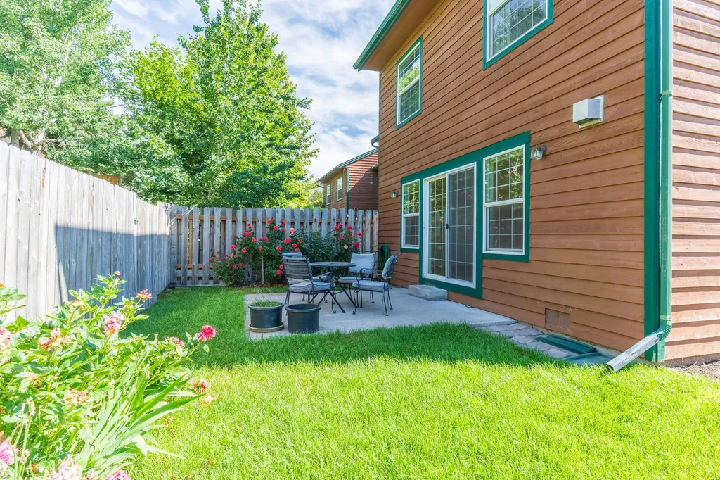 108 Sunrise Terrace Bigfork MT 59911