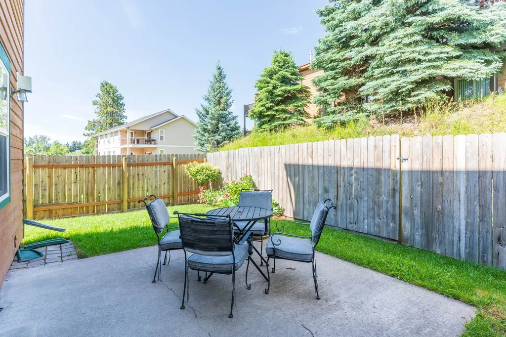 108 Sunrise Terrace Bigfork MT 59911