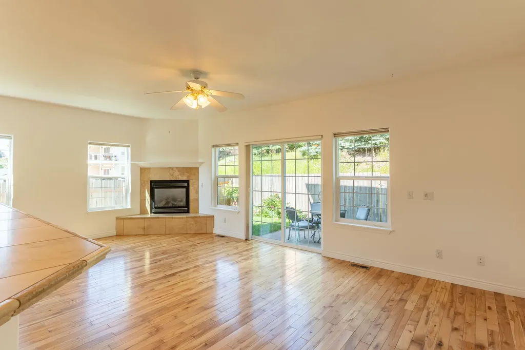108 Sunrise Terrace Bigfork MT 59911