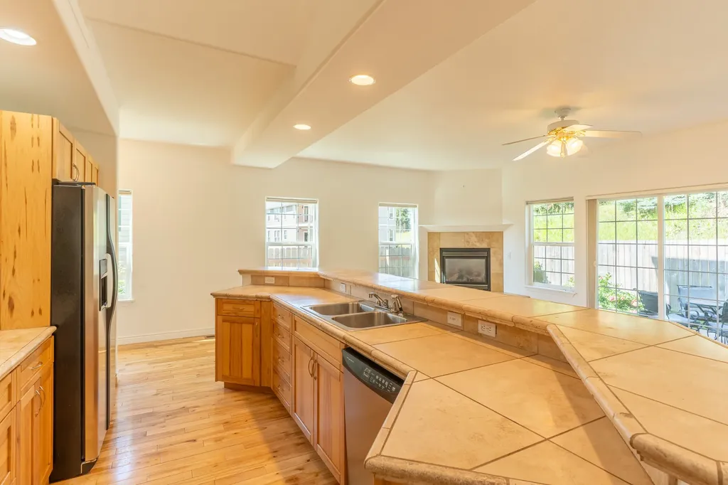 108 Sunrise Terrace Bigfork MT 59911