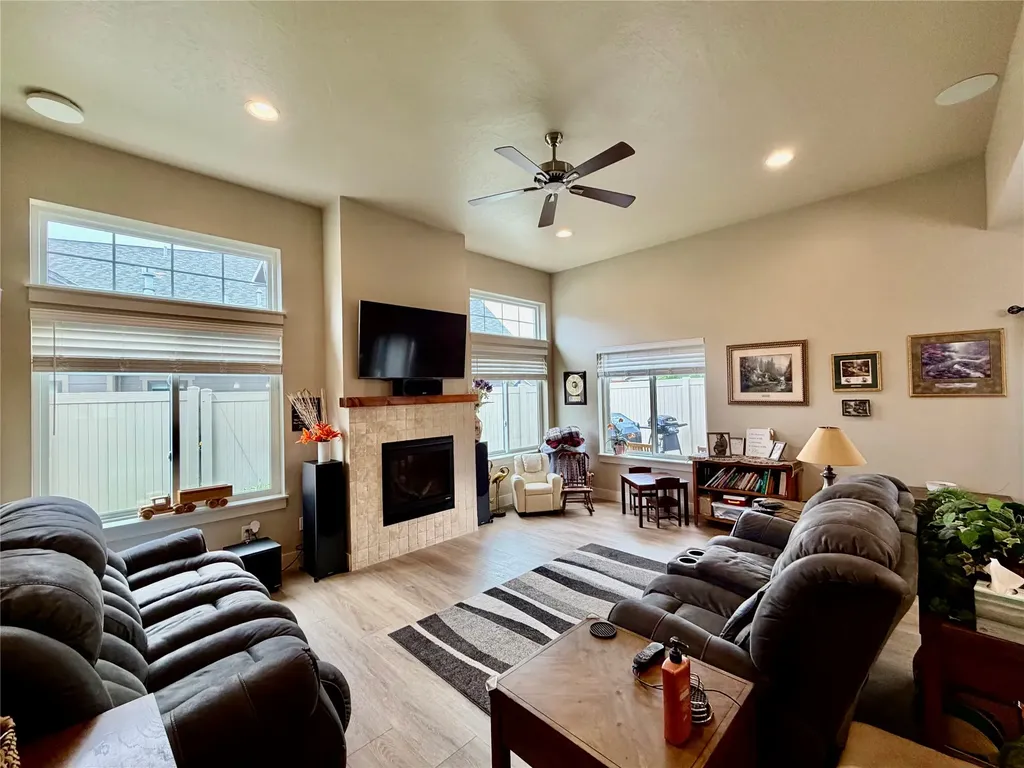 3913 Hoss Drive Missoula MT 59801