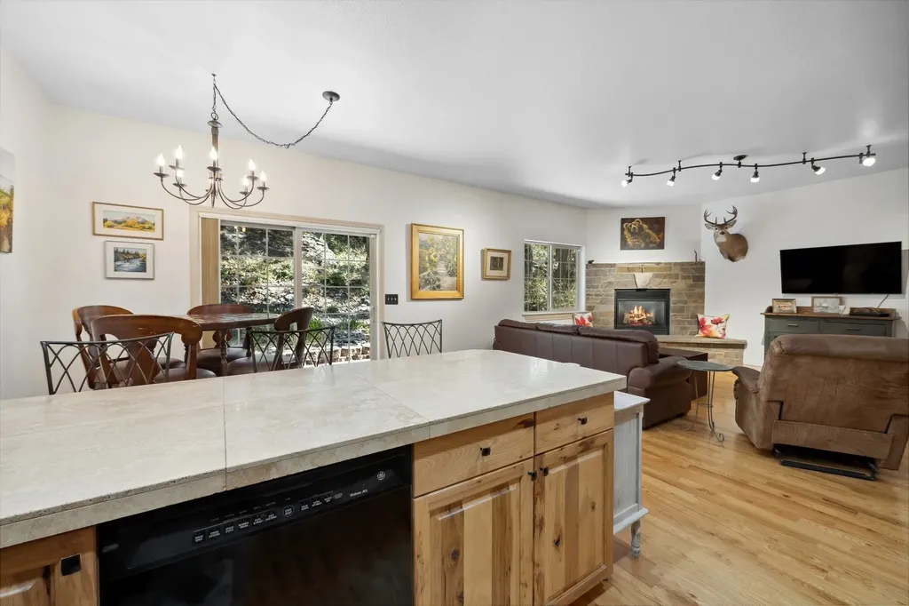 278 Eagle Bend Drive Bigfork MT 59911