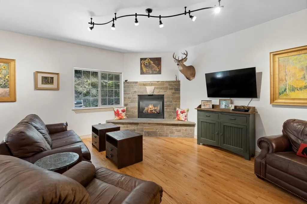 278 Eagle Bend Drive Bigfork MT 59911