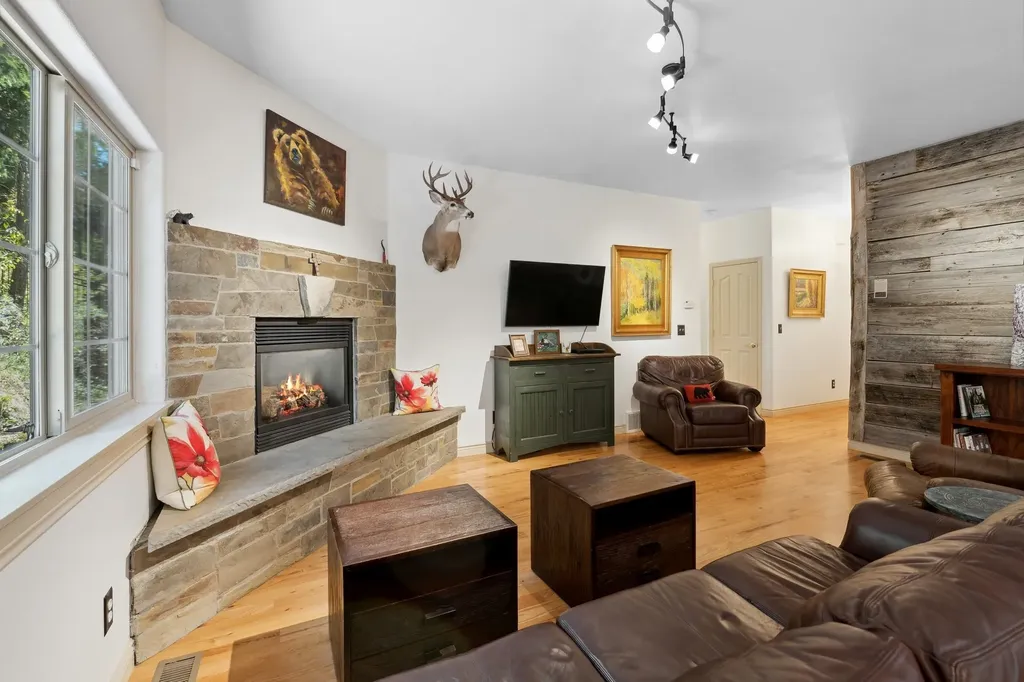 278 Eagle Bend Drive Bigfork MT 59911