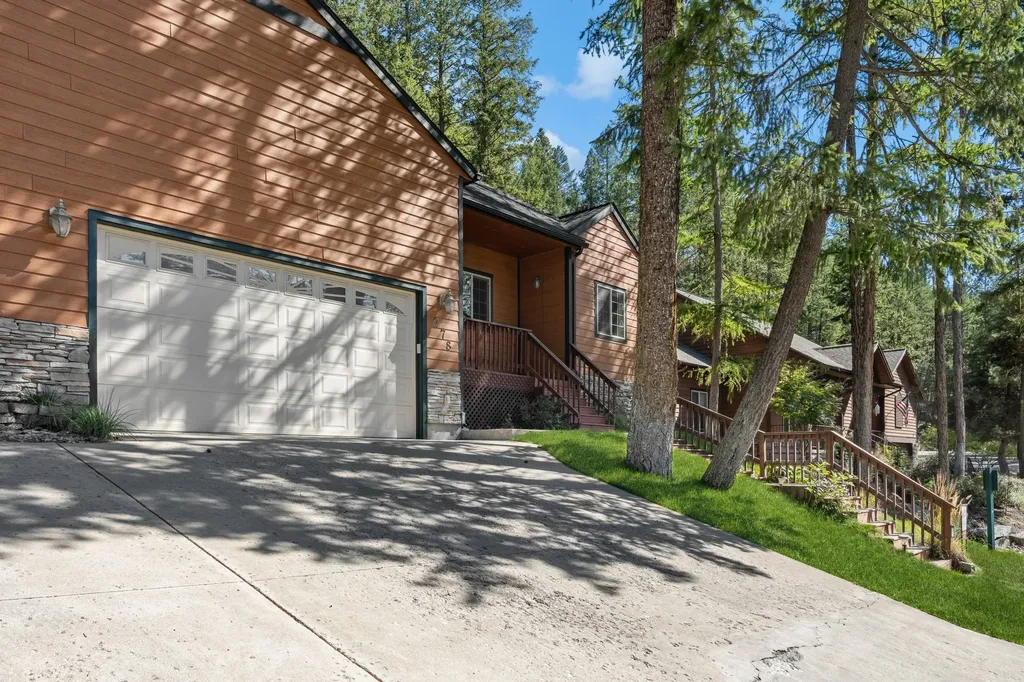 278 Eagle Bend Drive Bigfork MT 59911