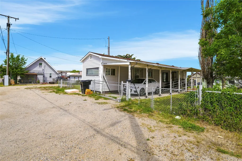 608/610 Ash Street Anaconda MT 59711